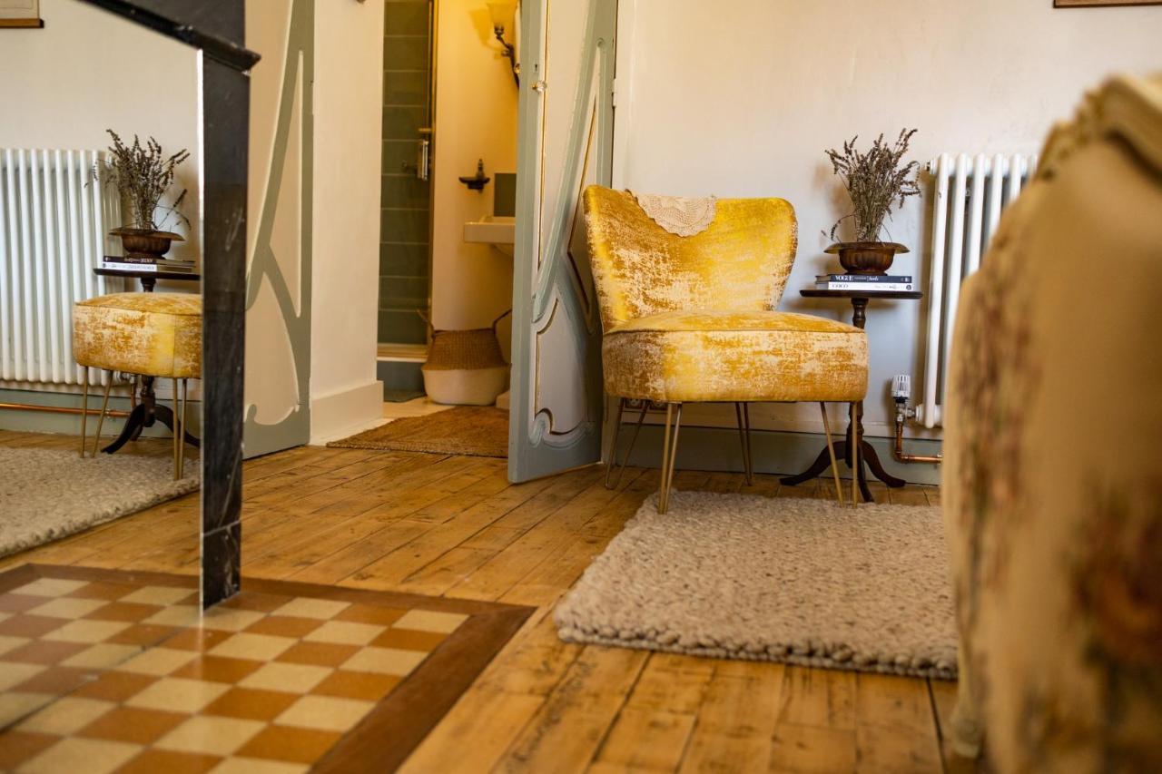 Champagne House - Elegance, Luxury And Charm Bed and Breakfast Condom Eksteriør billede
