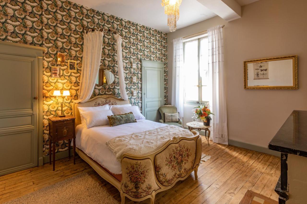 Champagne House - Elegance, Luxury And Charm Bed and Breakfast Condom Eksteriør billede