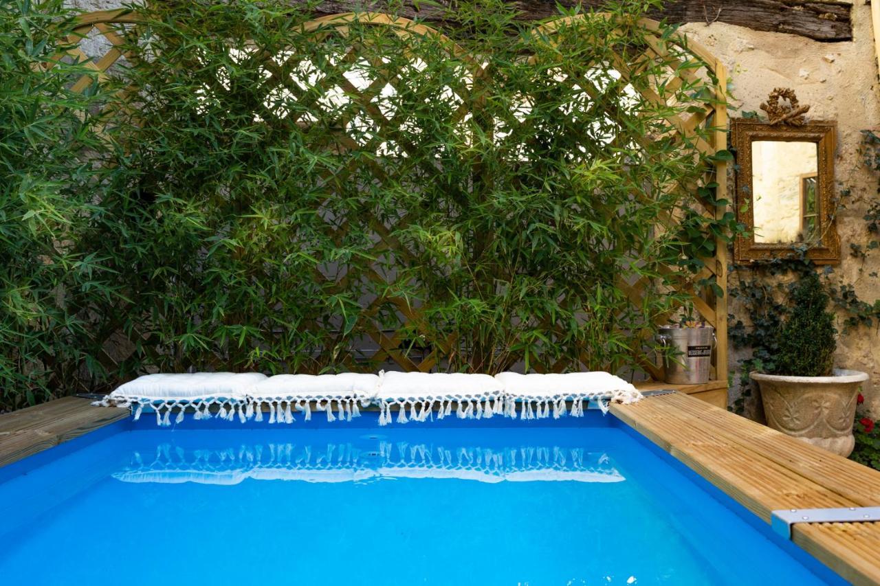 Champagne House - Elegance, Luxury And Charm Bed and Breakfast Condom Eksteriør billede