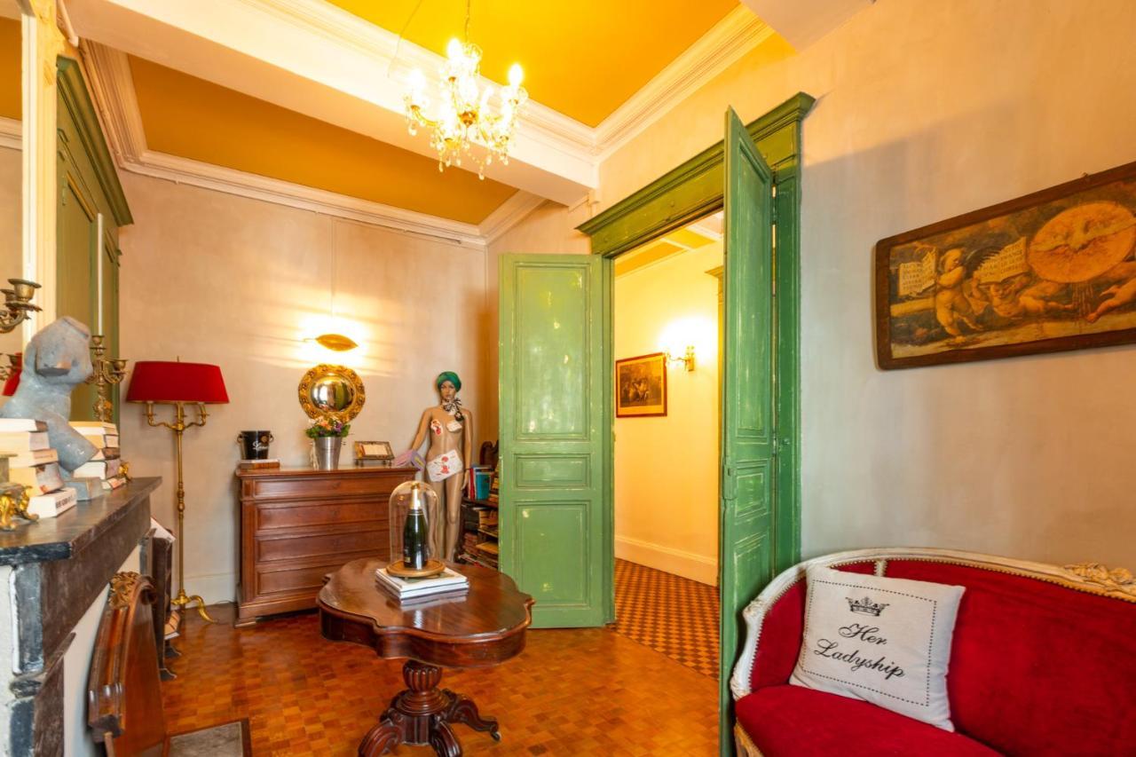 Champagne House - Elegance, Luxury And Charm Bed and Breakfast Condom Eksteriør billede