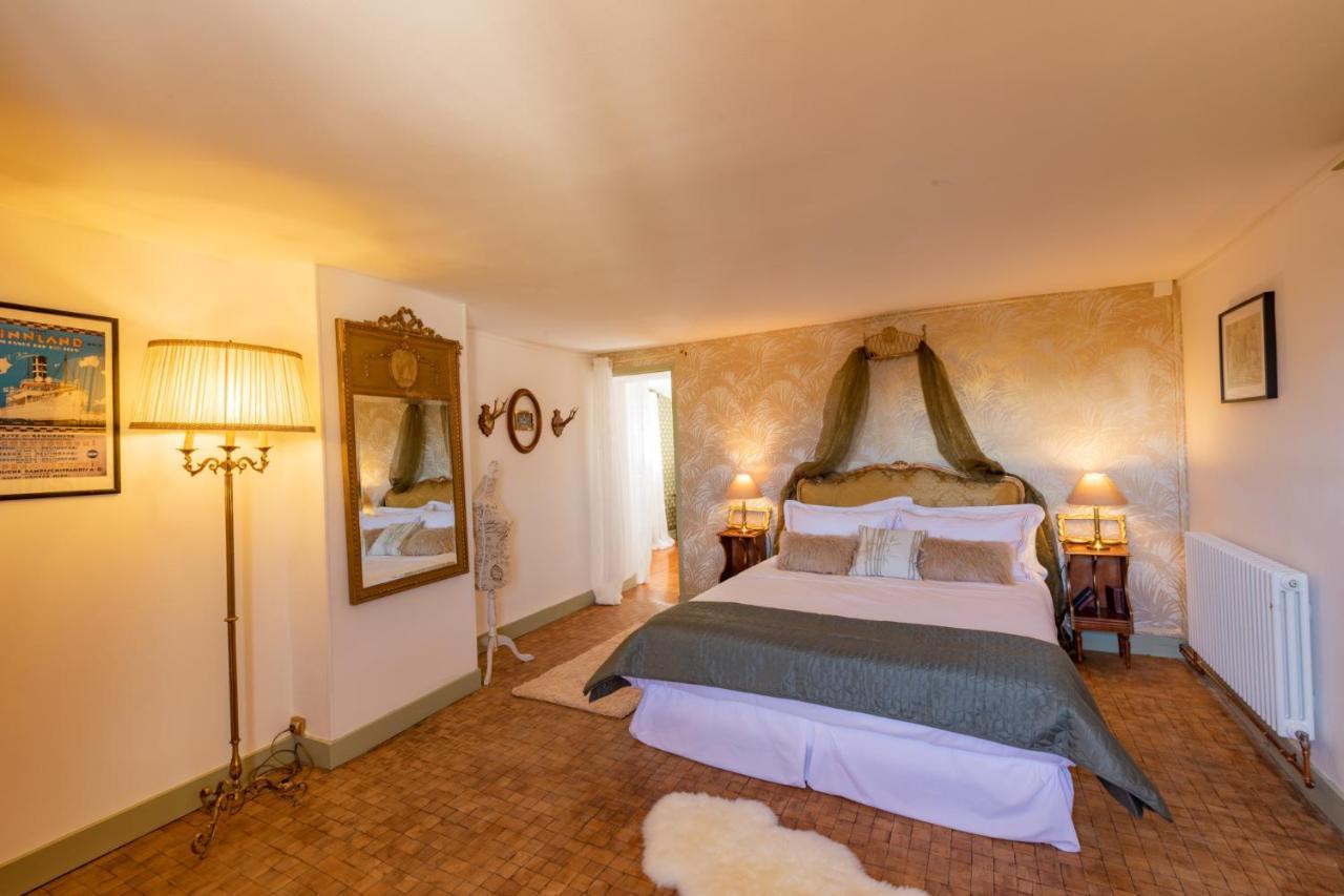 Champagne House - Elegance, Luxury And Charm Bed and Breakfast Condom Eksteriør billede