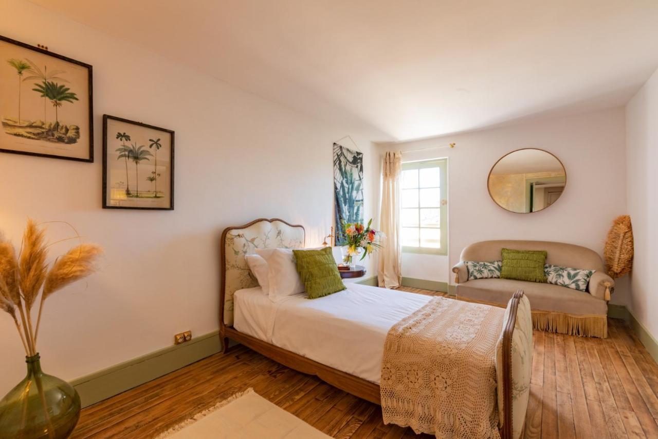 Champagne House - Elegance, Luxury And Charm Bed and Breakfast Condom Eksteriør billede
