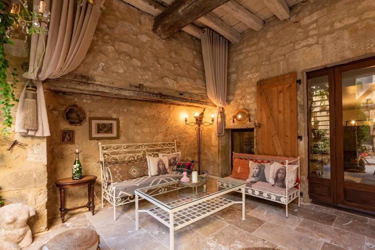 Champagne House - Elegance, Luxury And Charm Bed and Breakfast Condom Eksteriør billede