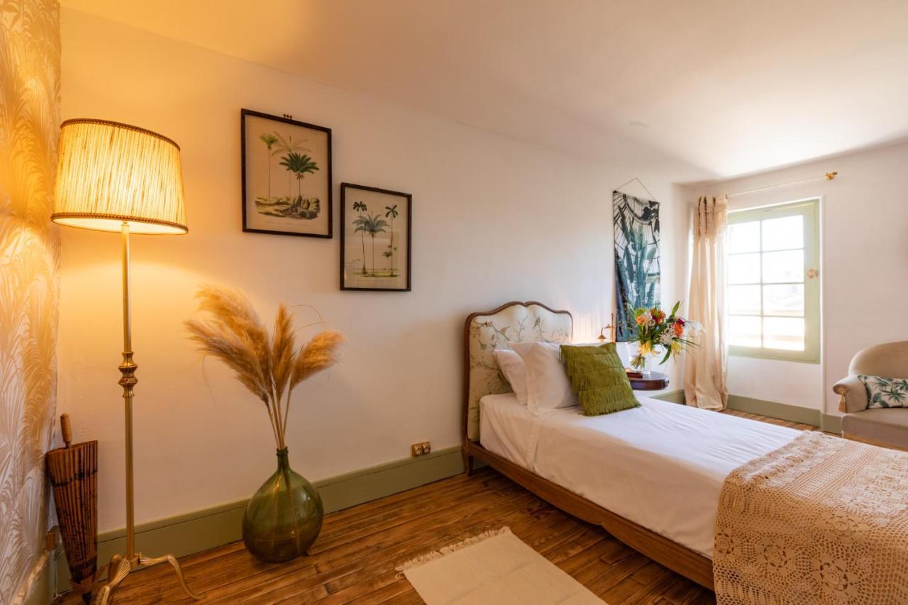 Champagne House - Elegance, Luxury And Charm Bed and Breakfast Condom Eksteriør billede